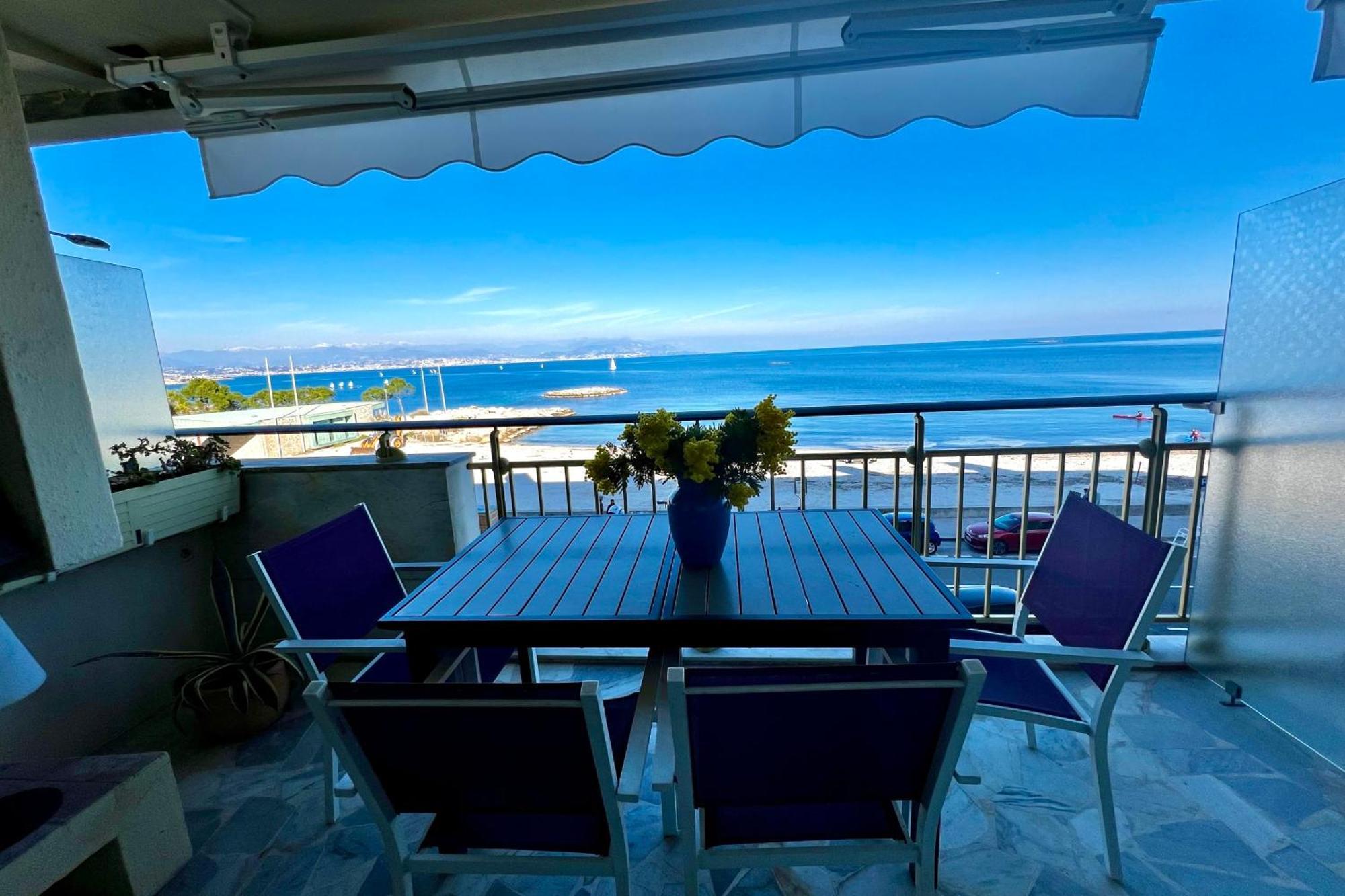 אנטיב Seafront One Bedroom Apartment With A Terrasse Swimming Pool And A Parking מראה חיצוני תמונה